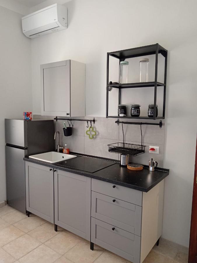 B&Big Apartment Пьомбино Екстериор снимка